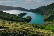 Sopečné jezero Lagoa do Fogo.