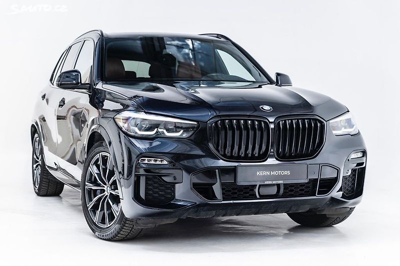 BMW X5 xDrive30d*servis*plná výbava - fotka 1 z 47