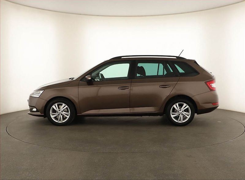 Škoda Fabia (2021) Style 1.0 TSI, Automat - fotka 3 z 15