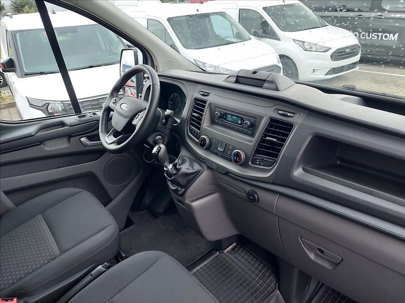 Ford Transit Custom 2,0 EcoBlue Trend L1 DPH - fotka 15 z 26
