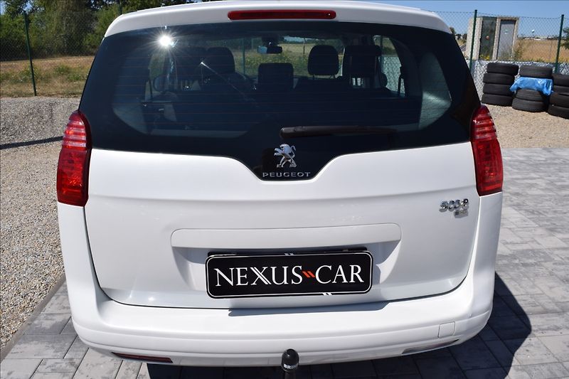 Peugeot 5008 1,6 HDI 84KW AUTOMAT PO SERVIS - fotka 6 z 49