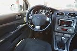 Ford Focus (2009) 1.6i 16V 74kW TITANIUM 2x kola - náhled 16