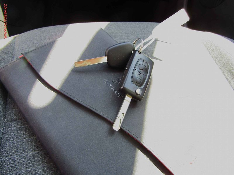 Citroën C3 Picasso (2015) 1.2 PT, Feel, park. čidla - fotka 17 z 17