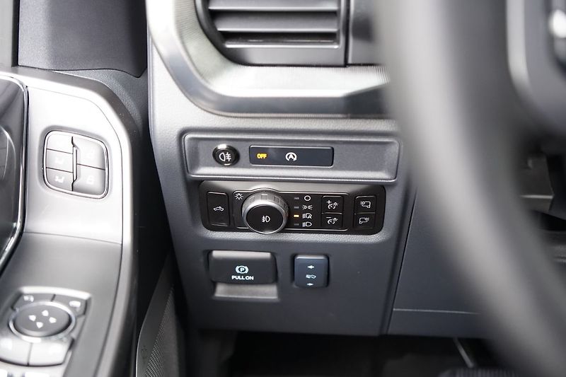 Ford F-150 (2025) Lariat 5,0 298 kW - fotka 59 z 59
