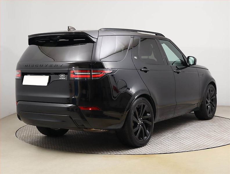 Land Rover Discovery (2018) 3.0 Td6 - fotka 5 z 26