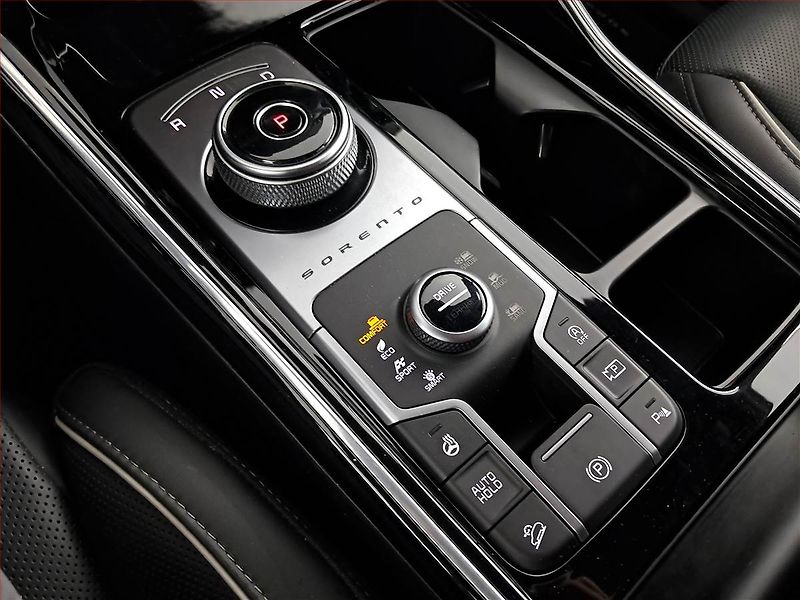Kia Sorento (2023) 2.2 CRDi - fotka 13 z 27