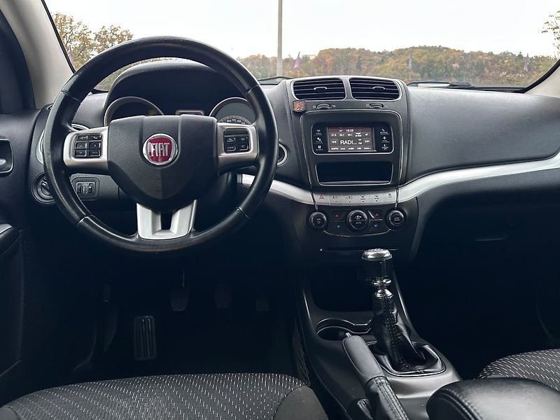 Fiat Freemont (2012) 2.0 M-JTD  7míst/Tempomat - fotka 31 z 39