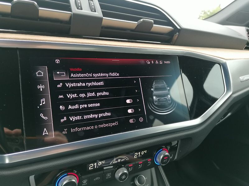 Audi Q3 (2021) 2.0 35 TDi S-Tronic,Kůže,Pano - fotka 18 z 39