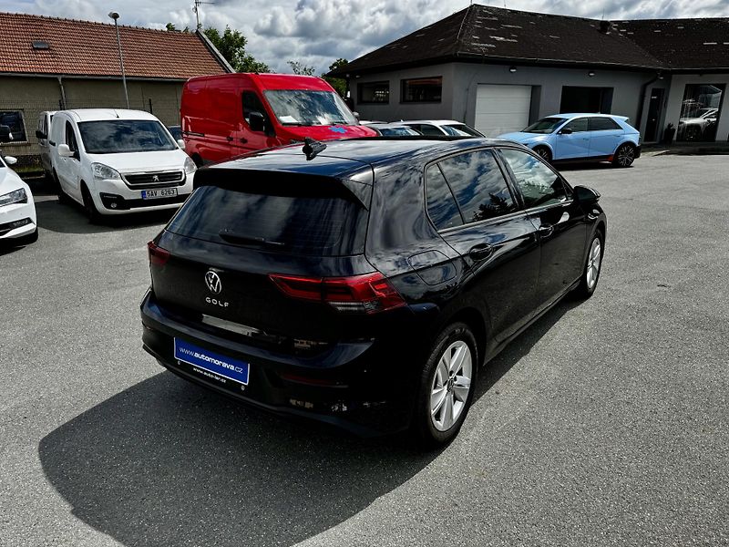 Volkswagen Golf (2022) 1.0 TSI 81 KW LIFE - CZ - DPH - fotka 6 z 24