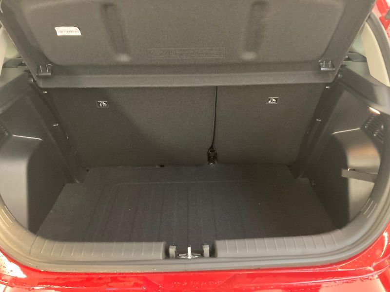 Hyundai i20 1,2I SMART - fotka 9 z 15