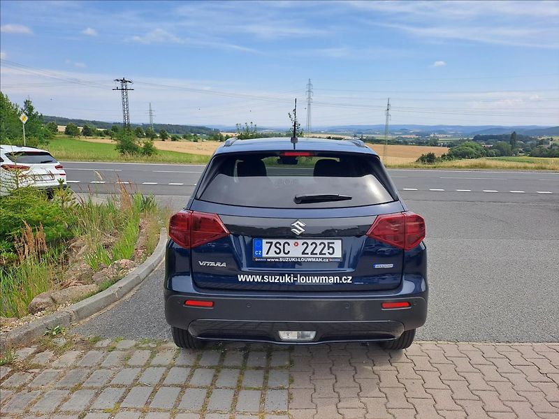 Suzuki Vitara (2026) 1,4 Elegance Pan. AllGrip AT - fotka 6 z 20