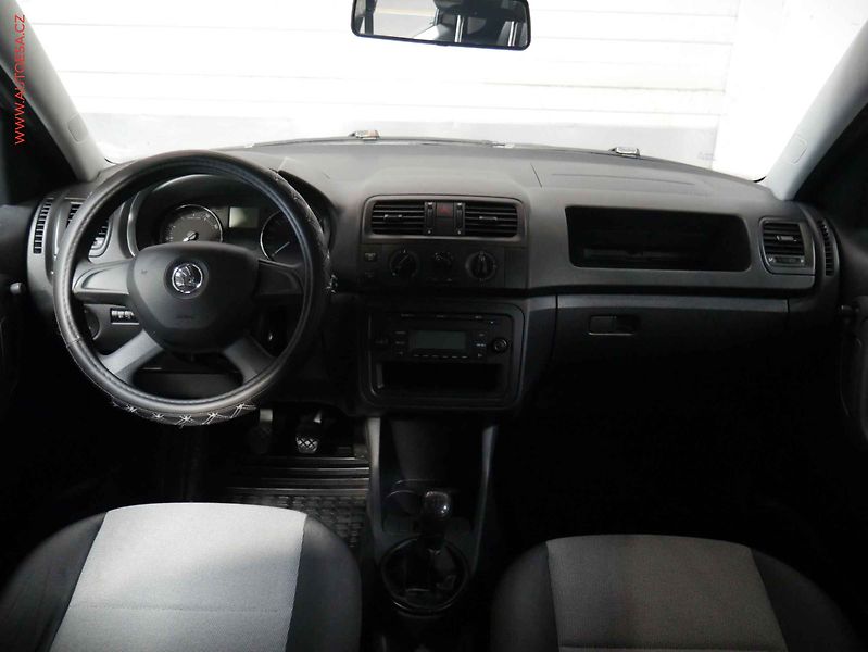 Škoda Roomster (2013) 1.2 TSI, 1.maj, AC, STK7/28 - fotka 8 z 14