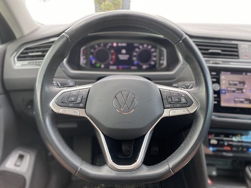 Volkswagen Tiguan 1.5TSi + LPG, Life, tažné - fotka 13 z 34