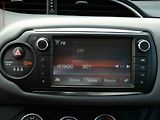 Toyota Yaris (2014) 1.3 VVT- i, ČR, AC, park - náhled 14