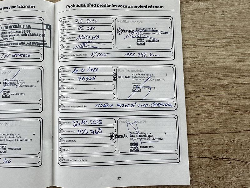 Ford Mondeo 1,6EcoBoost Titanium Plus, ČR - fotka 23 z 23