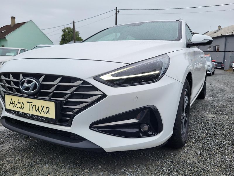Hyundai i30 WG 1.5 T-GDI 118kW SMART *ČR - fotka 34 z 44