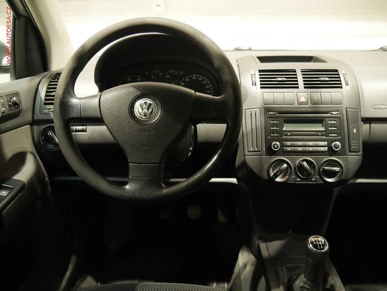 Volkswagen Polo (2008) 1.2., ČR, AC, el. výbava - fotka 11 z 16