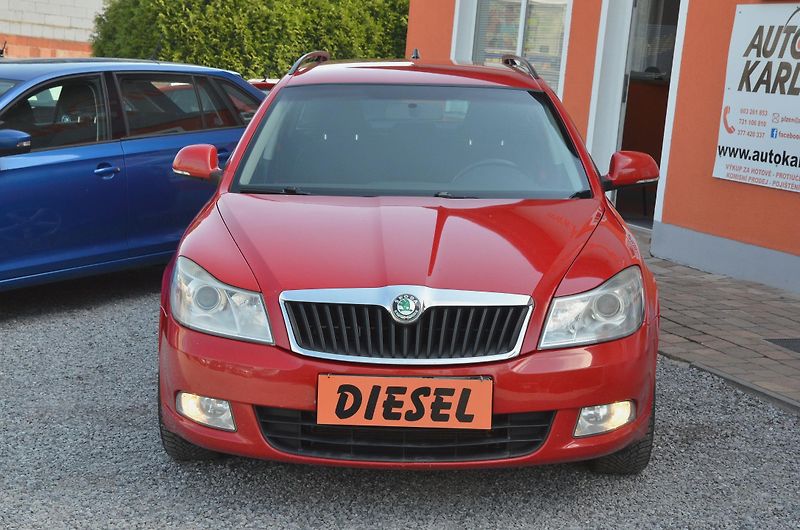 Škoda Octavia (2009) 1.9 TDi 77kW BXE Elegance / ČR - fotka 2 z 30