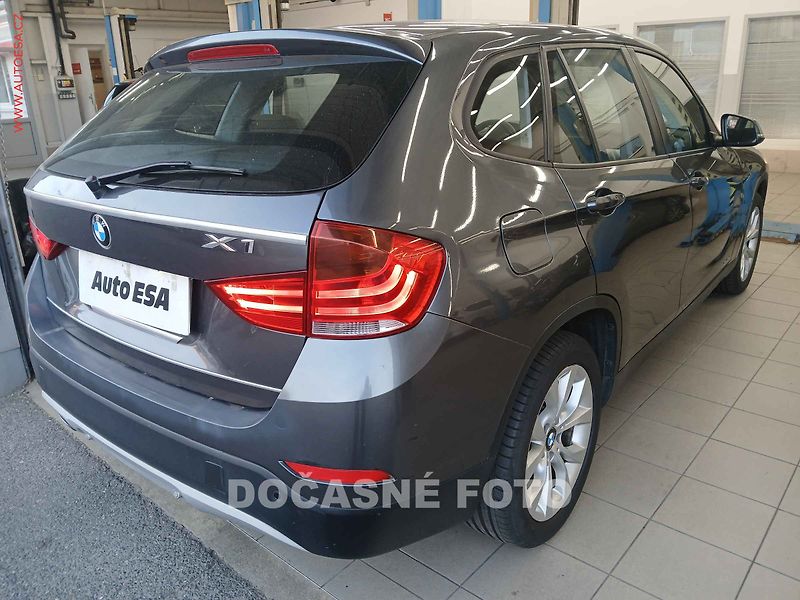 BMW X1 (2013) 1.8XD xD, ČR, AT, autoAC - fotka 2 z 3