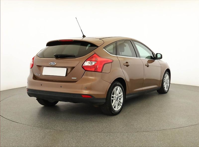 Ford Focus (2013) 1.0 EcoBoost, Serv.kniha - fotka 5 z 19