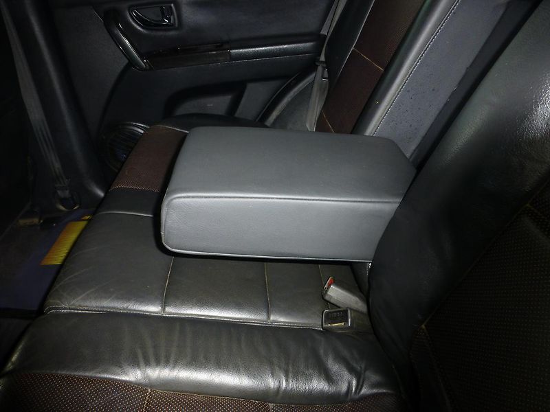 Kia Sorento (2007) 2,5CRDI*NAVI*VYHŘ.S**+SADA*4X4 - fotka 14 z 27