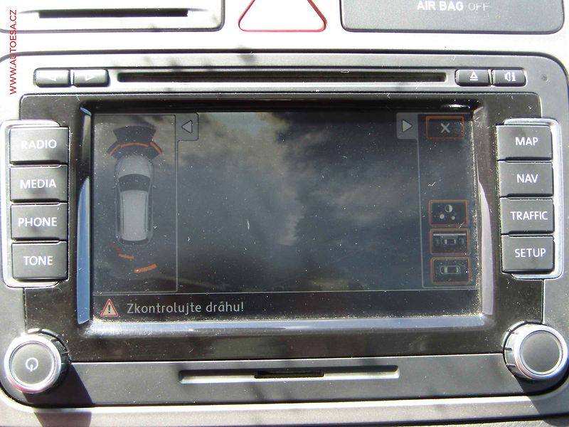 Volkswagen Tiguan (2009) 2.0 TDi 4x4, Navi, kůže - fotka 19 z 22