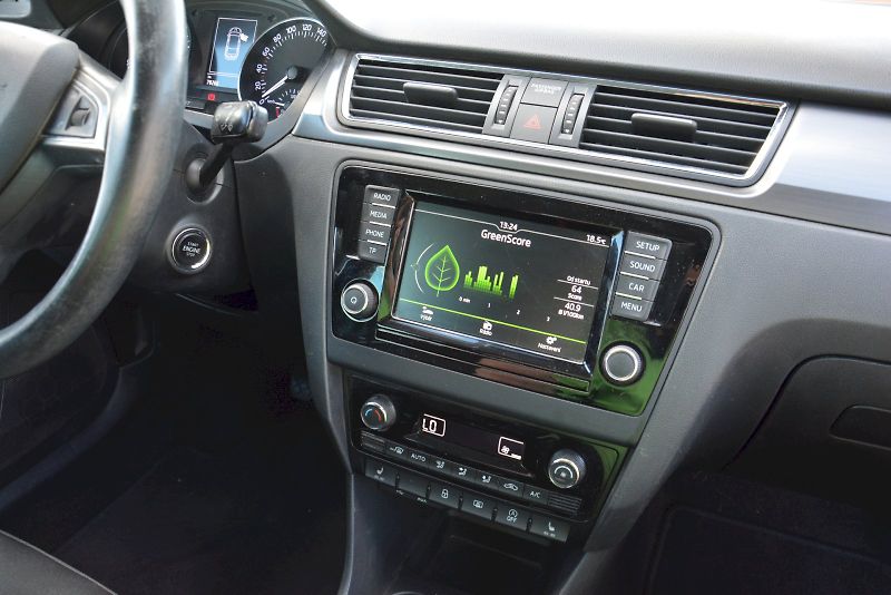 Škoda Rapid (2016) 1.2 TSI 81 KW Style PLUS - fotka 21 z 22