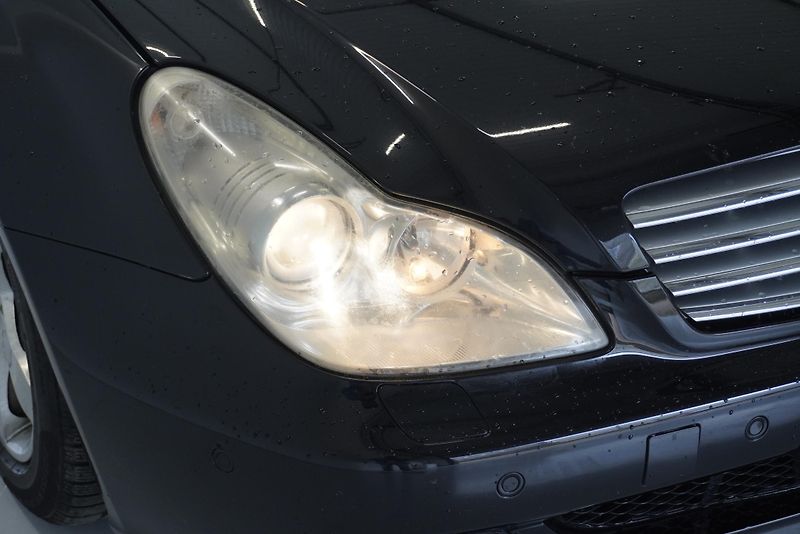Mercedes-Benz CLS (2005) CLS350 3,5I AUTOMAT - fotka 10 z 31