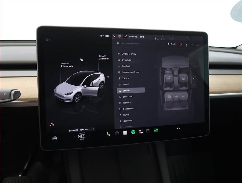 Tesla Model Y (2022) Long Range AWD 79kWh, SoH 93% - fotka 24 z 33