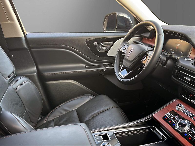 Lincoln Aviator (2024) - fotka 21 z 38