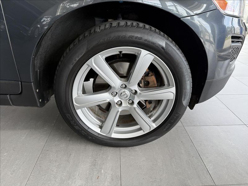 Volvo XC60 2,0   SERVISNÍ KNÍŽKA - fotka 23 z 23