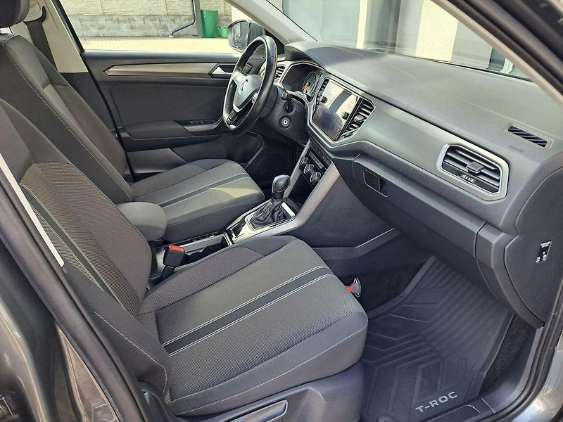 Volkswagen T-Roc (2022) 1.5 TSI DSG Style 110kW ZÁRUKA - fotka 18 z 30