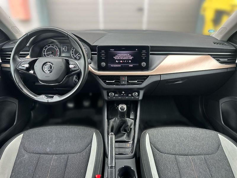Škoda Scala (2023) 1.5 TSI Style - fotka 5 z 30