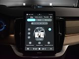 Volvo XC90 (2026) 2,0 T8  Ultra Dark - náhled 32