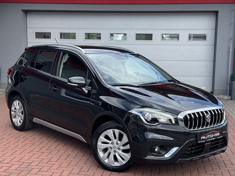 Suzuki SX4 S-Cross (2017) 1.4i BoosterJet LED Kamera - fotka 1 z 49