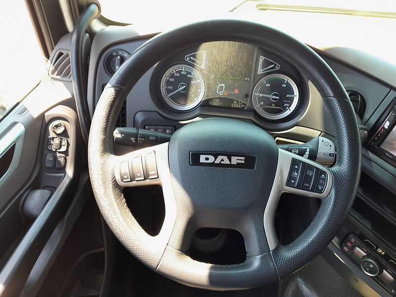 DAF XF 480 FT SSC LowDeck - fotka 23 z 37