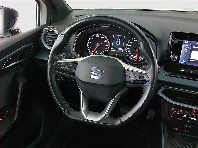 Seat Arona (2022) 1.0 TSI, Automat, ČR,1.maj - fotka 16 z 19