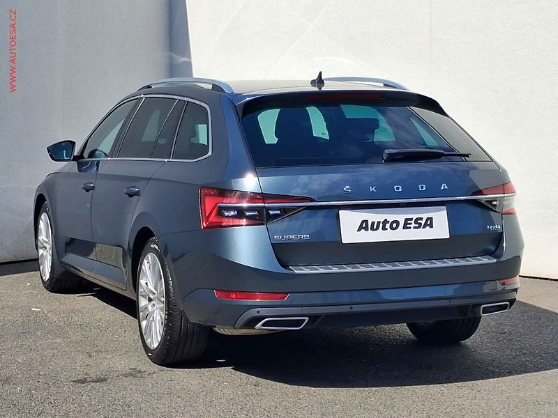Škoda Superb (2019) 2.0 TDi 4x4, Style, DSG, LED - fotka 6 z 24