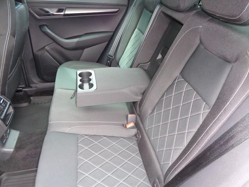 Škoda Karoq 1.5 TSI SPORTLINE  110 KW - fotka 23 z 28