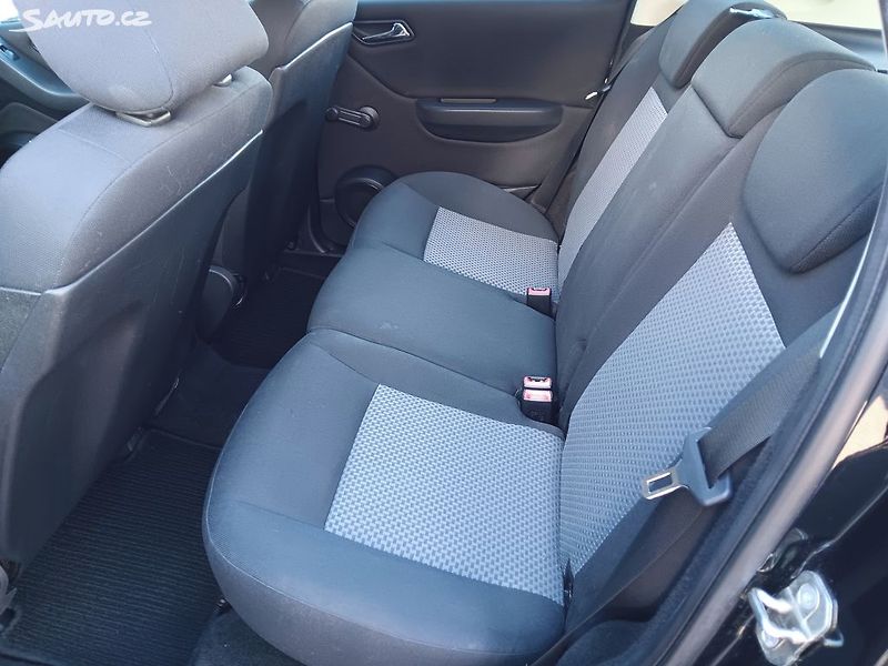 Mercedes-Benz Třídy A 160 CDI 60kW ČR 1.MAJITEL - fotka 21 z 24