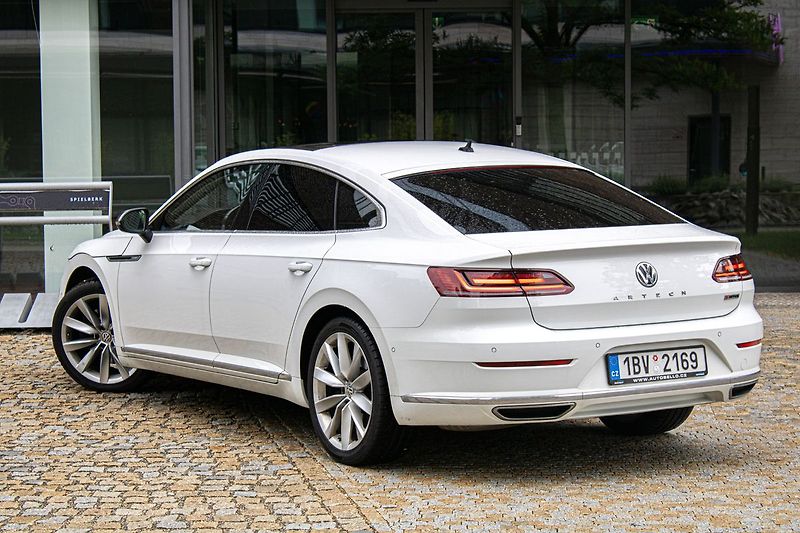 Volkswagen Arteon - fotka 9 z 34