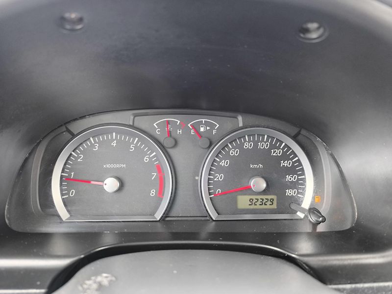 Suzuki Jimny (2011) 1.3 4x4 DOLOŽENÉ KM,SERVISNÍ K - fotka 17 z 29