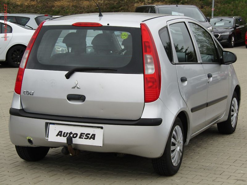 Mitsubishi Colt (2004) 1.1i, TZ - fotka 4 z 14