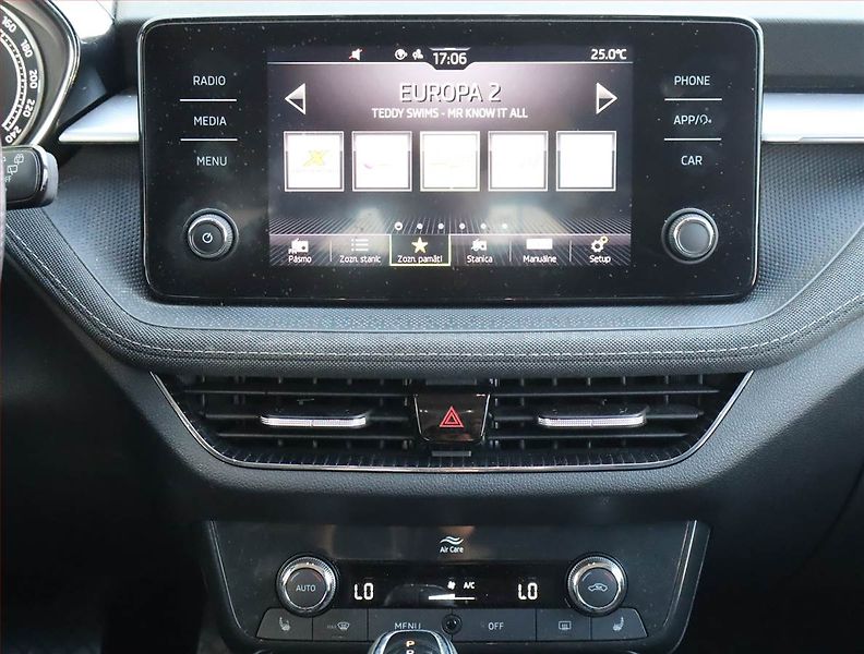 Škoda Fabia (2022) 1.0 TSI, Automat, Tempomat - fotka 12 z 17