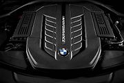 BMW M760Li xDrive.