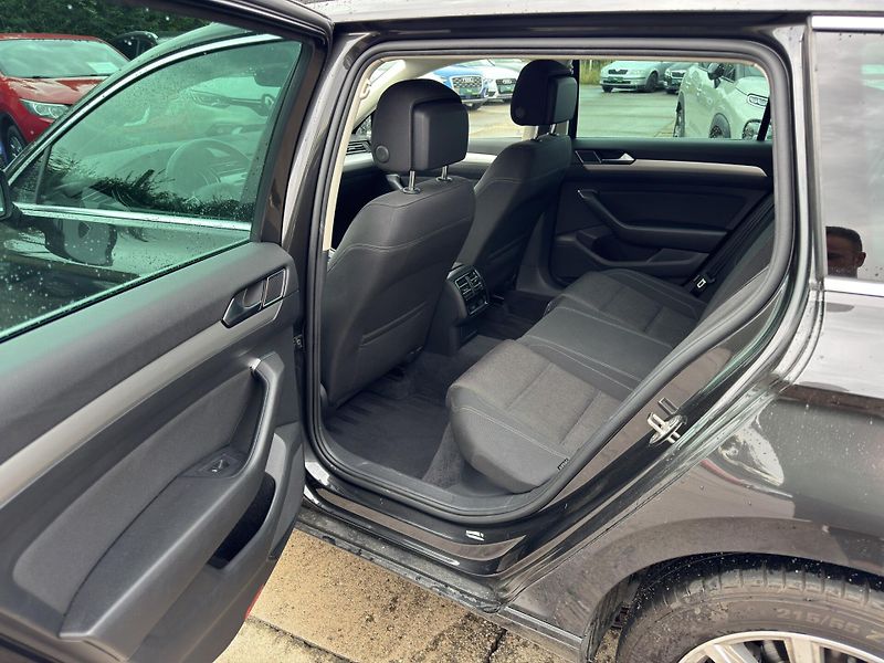 Volkswagen Passat - fotka 5 z 7