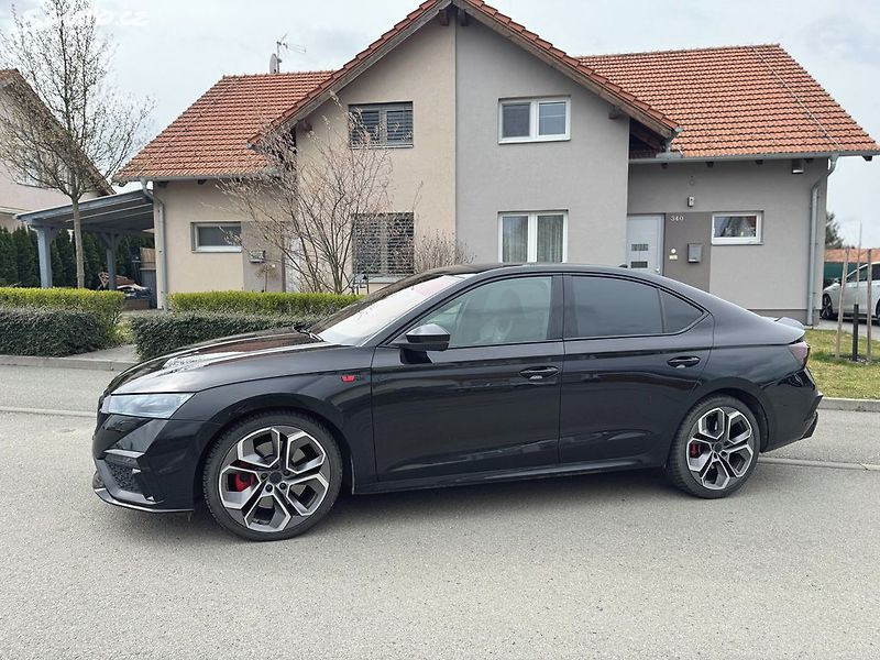 Škoda Octavia VRS 180 kW sport. výfuk - fotka 3 z 42