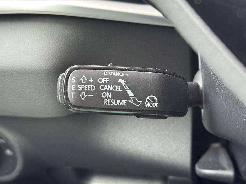 Škoda Karoq (2018) 1.5TSi MAN Style+ Kessy, tažné - fotka 31 z 52