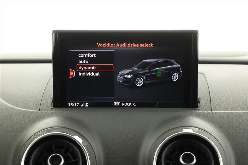 Audi A3 (2017) e-tron, Automat, Navi - fotka 15 z 21