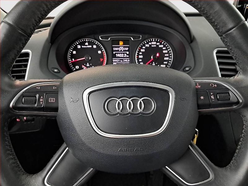 Audi Q3 (2014) 2.0 TFSI, 4X4, Automat - fotka 19 z 21